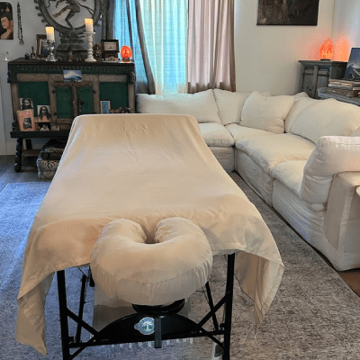 HOT STONE MASSAGE